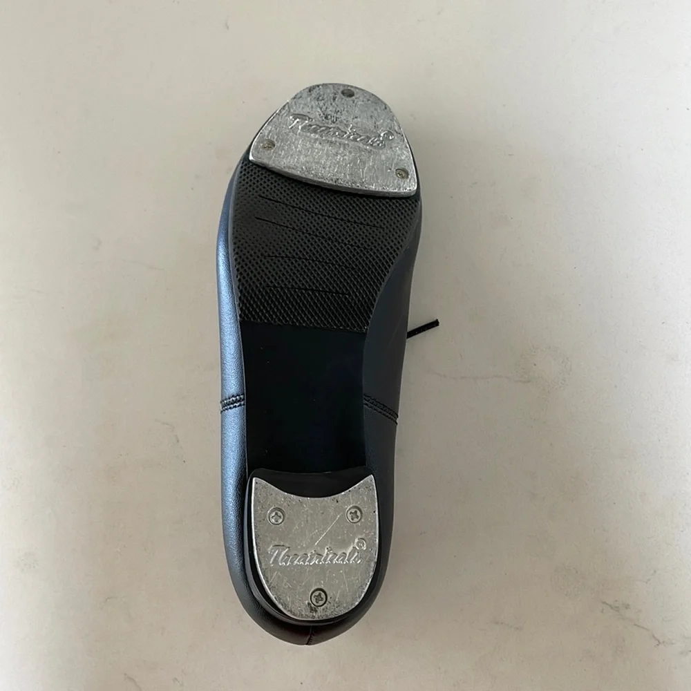 TAP SHOES - Picture 2 of 4